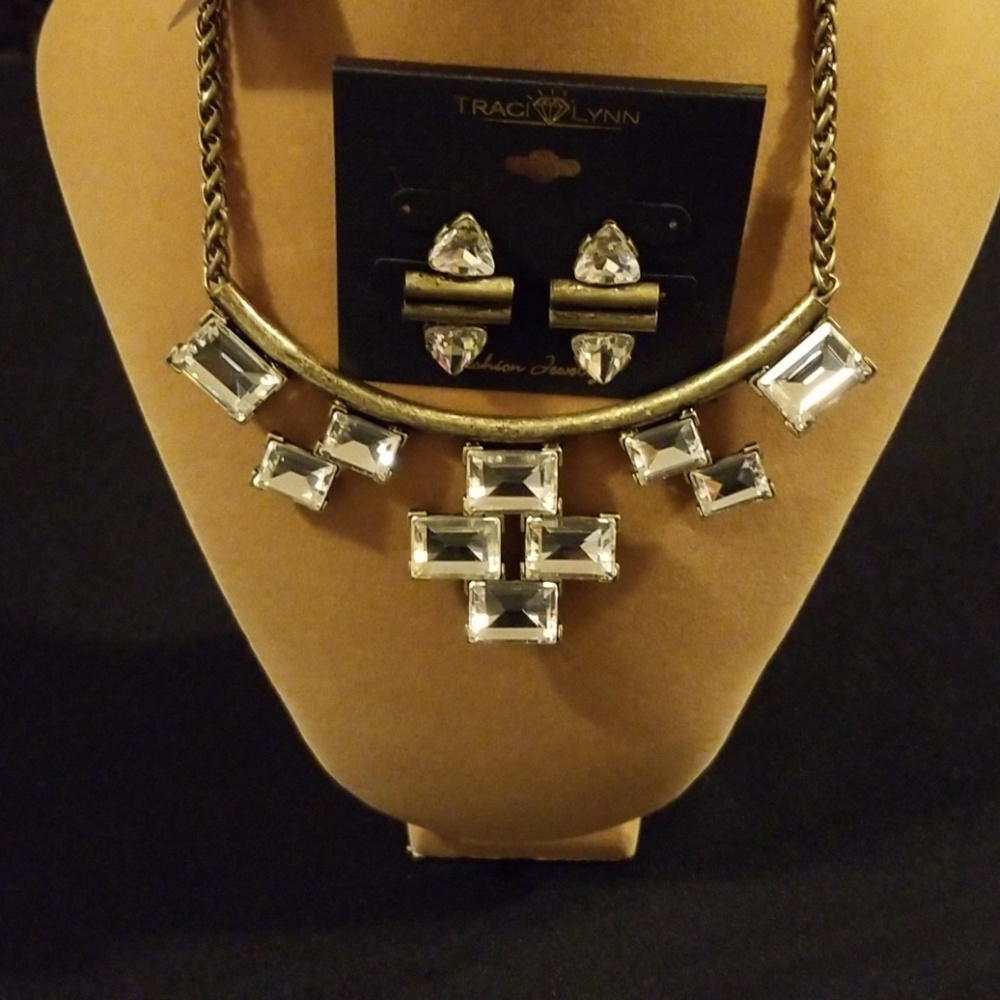 Necklace set
